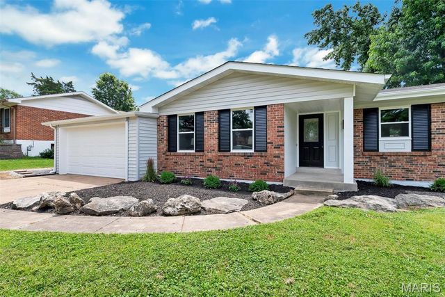 1152 Tumbleweed Trail, Ellisville, MO 63011