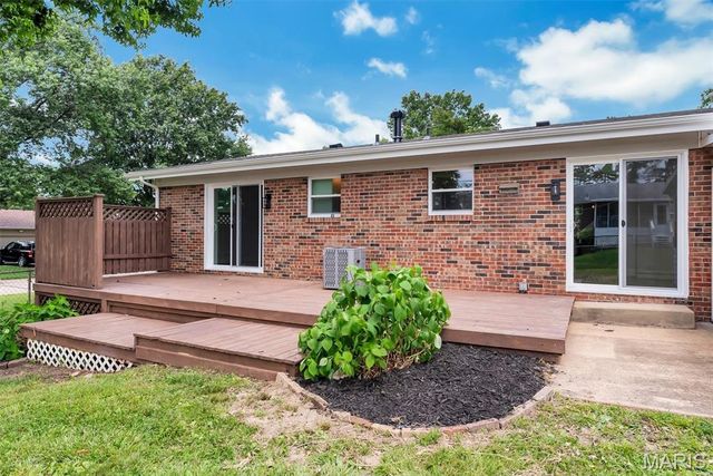 1152 Tumbleweed Trail, Ellisville, MO 63011