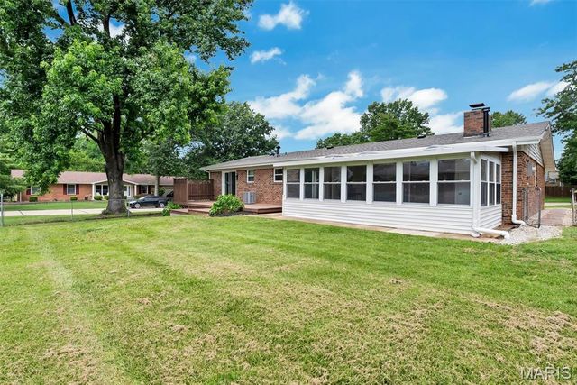 1152 Tumbleweed Trail, Ellisville, MO 63011