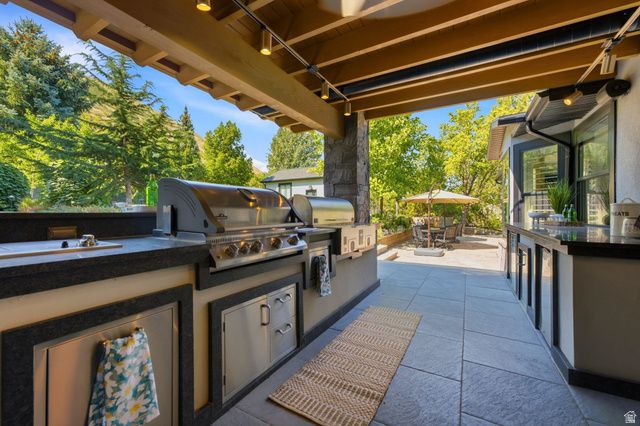 634 E DRAPER WOODS WAY, Draper, UT 84020