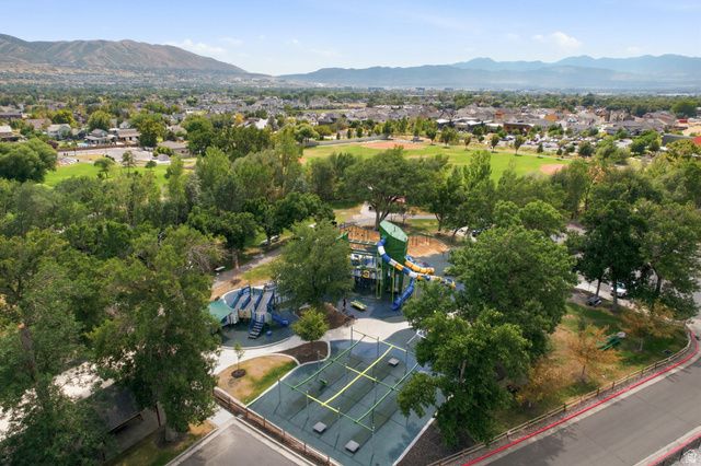 634 E DRAPER WOODS WAY, Draper, UT 84020