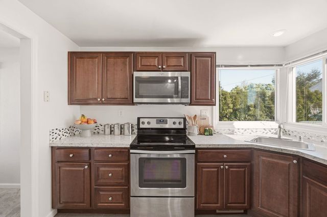 5708 N Milton St, Spokane, WA 99205