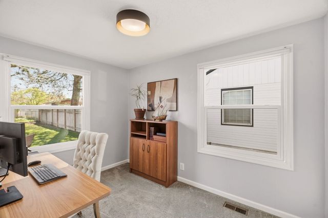 5708 N Milton St, Spokane, WA 99205
