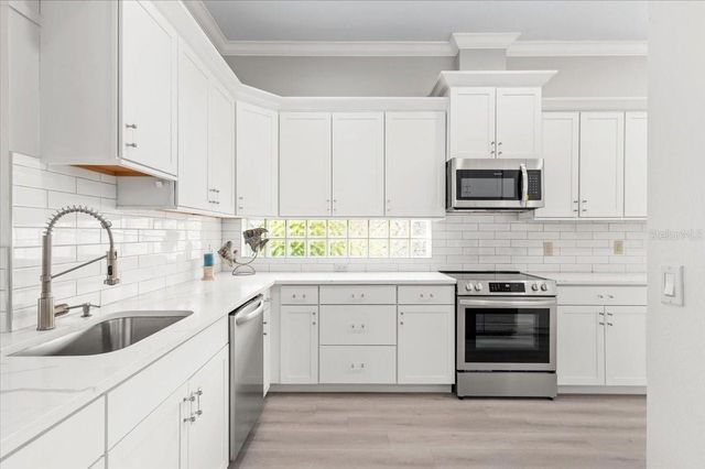 700 SILK OAK DRIVE, Venice, FL 34293