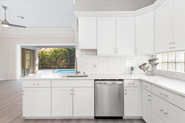 700 SILK OAK DRIVE, Venice, FL 34293