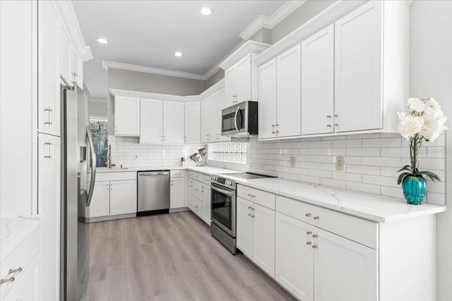 700 SILK OAK DRIVE, Venice, FL 34293