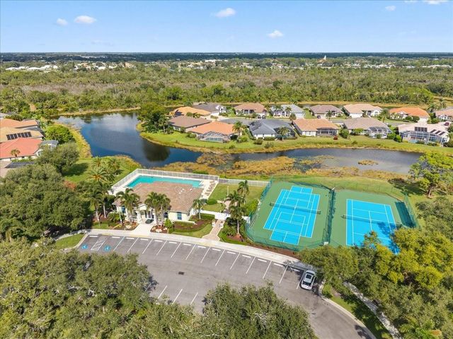 700 SILK OAK DRIVE, Venice, FL 34293