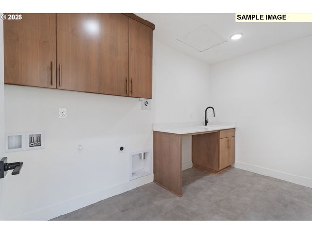 2341 E FOXTROT St, La Center, WA 98629