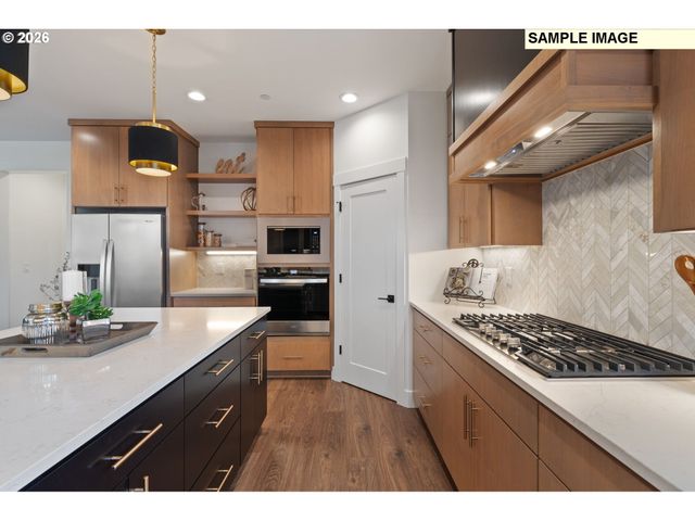 2341 E FOXTROT St, La Center, WA 98629