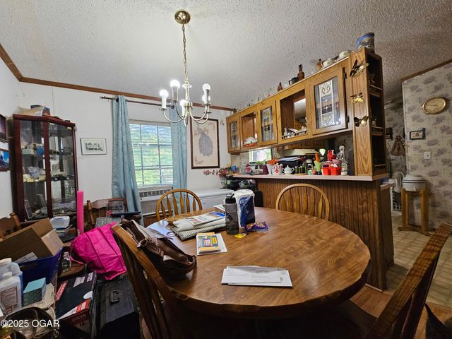 10553 Ridgeway Circle, Granby, MO 64844