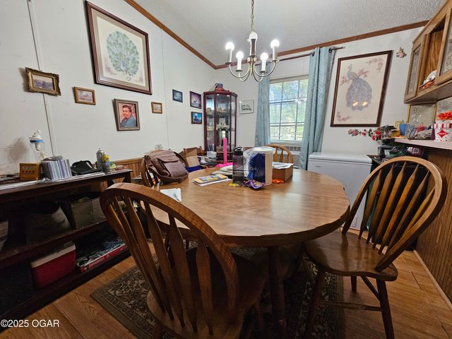 10553 Ridgeway Circle, Granby, MO 64844