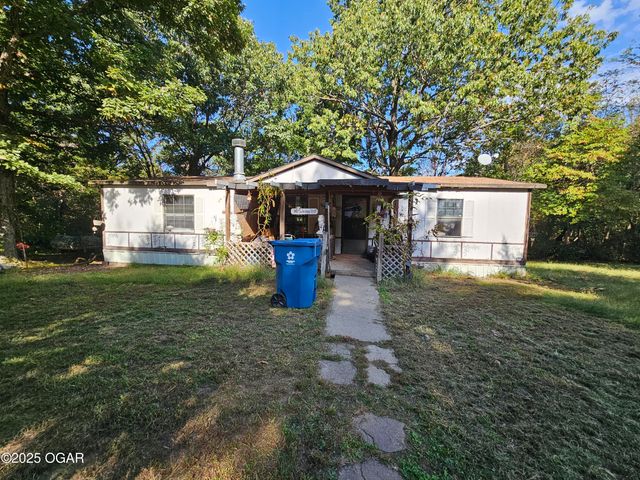 10553 Ridgeway Circle, Granby, MO 64844