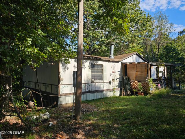 10553 Ridgeway Circle, Granby, MO 64844