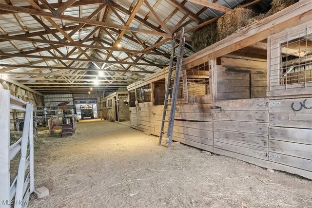 3200 Millersburg Road, Gambier, OH 43022