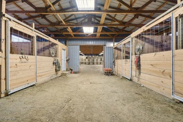 3200 Millersburg Road, Gambier, OH 43022
