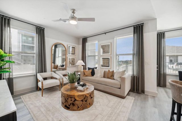 945 Blakey LN 11208, Bastrop, TX 78602