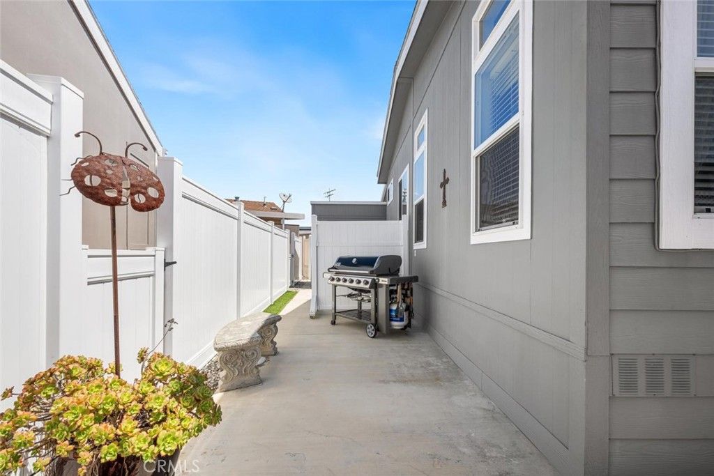 Image 55 of property listing at 16222 Monterey Lane 141, Huntington Beach, CA 92649