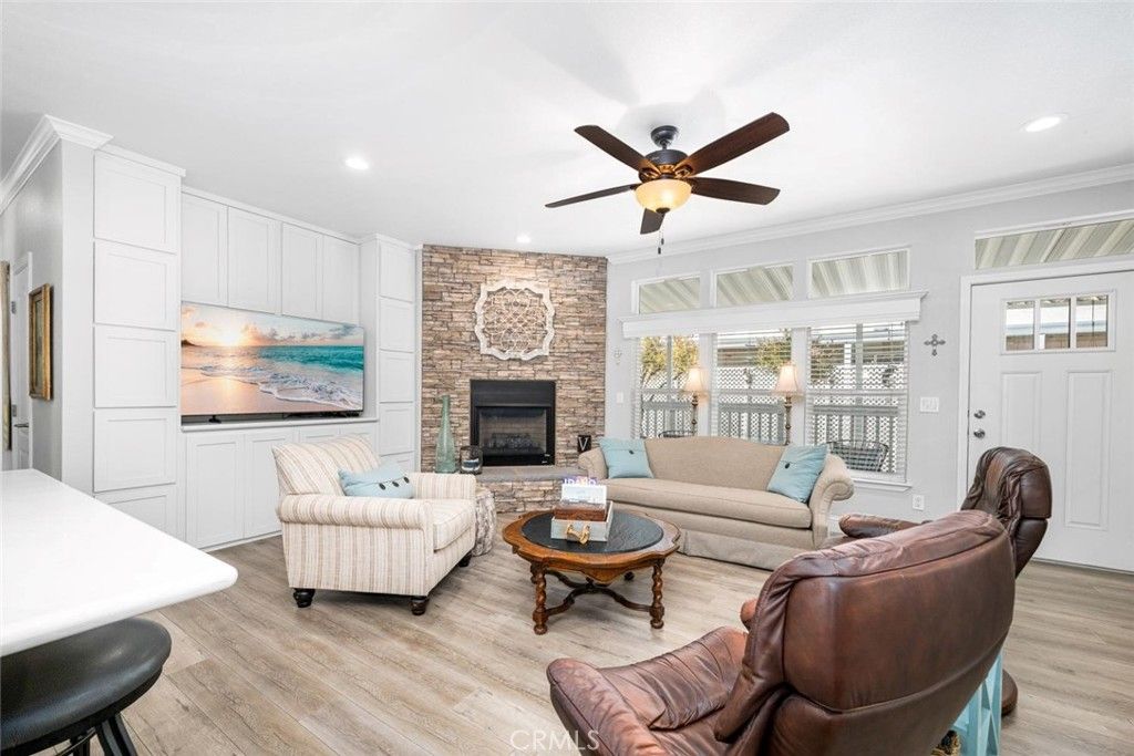 Image 6 of property listing at 16222 Monterey Lane 141, Huntington Beach, CA 92649