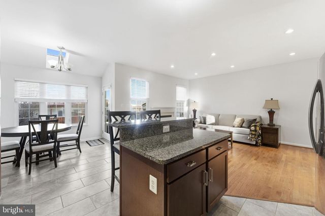 25270 WHIPPOORWILL TER, Chantilly, VA 20152