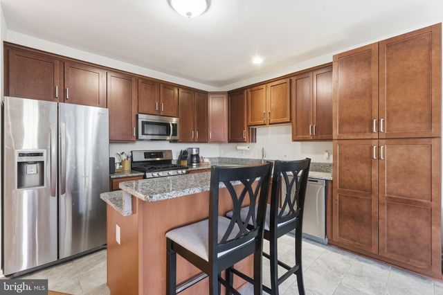 25270 WHIPPOORWILL TER, Chantilly, VA 20152