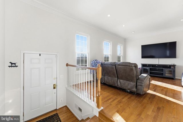 25270 WHIPPOORWILL TER, Chantilly, VA 20152