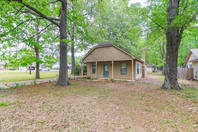 2300 Biltmore Cove, Jonesboro, AR 72405