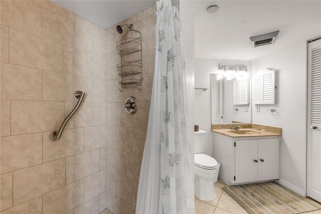 1 OCEANS WEST BOULEVARD 10B4, Daytona Beach, FL 32118