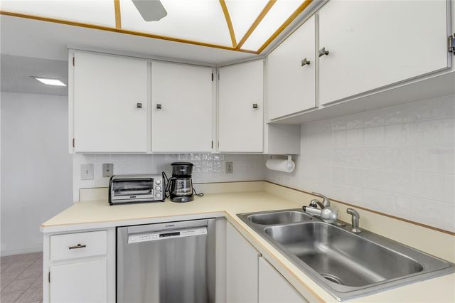 1 OCEANS WEST BOULEVARD 10B4, Daytona Beach, FL 32118