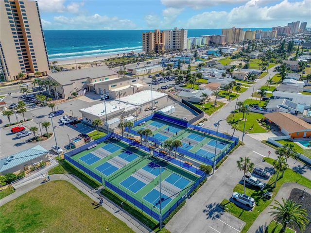 1 OCEANS WEST BOULEVARD 10B4, Daytona Beach, FL 32118