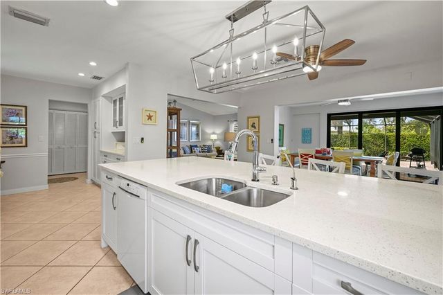 3652 Sudbury LN, Bonita Springs, FL 34134