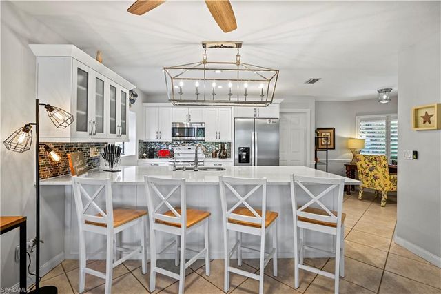 3652 Sudbury LN, Bonita Springs, FL 34134