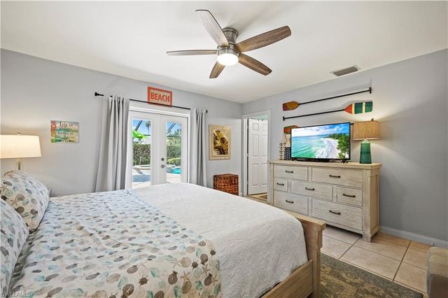 3652 Sudbury LN, Bonita Springs, FL 34134