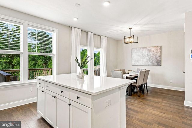 12 SULLIVAN WAY, Marlton, NJ 08053