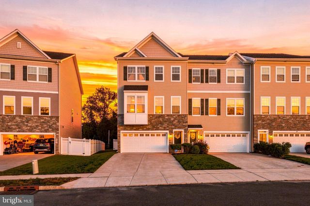 12 SULLIVAN WAY, Marlton, NJ 08053