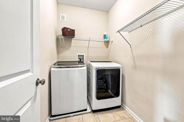 12 SULLIVAN WAY, Marlton, NJ 08053