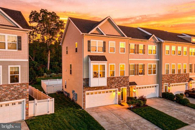 12 SULLIVAN WAY, Marlton, NJ 08053