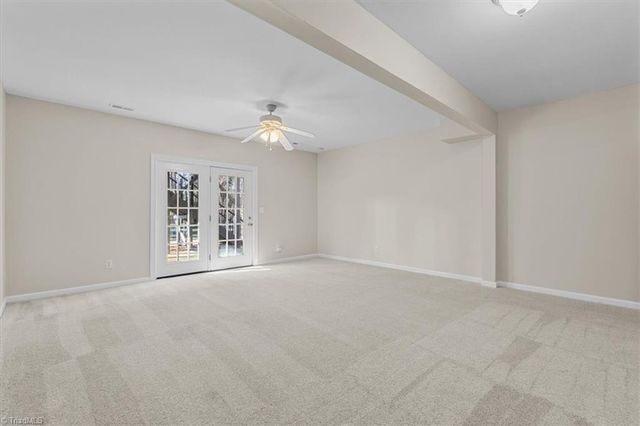 3900 Windsor Place Drive, Winston-salem, NC 27106