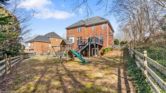 3900 Windsor Place Drive, Winston-salem, NC 27106