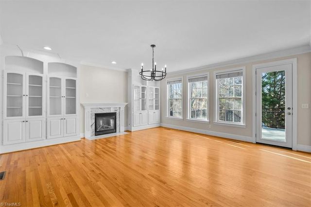 3900 Windsor Place Drive, Winston-salem, NC 27106