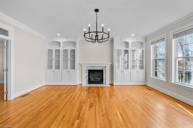 3900 Windsor Place Drive, Winston-salem, NC 27106