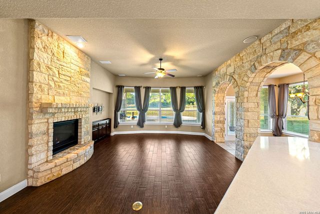 260 Mystic Shores Blvd, Spring Branch, TX 78070