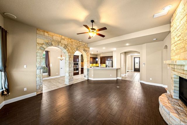 260 Mystic Shores Blvd, Spring Branch, TX 78070