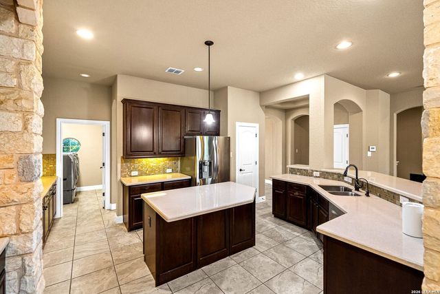 260 Mystic Shores Blvd, Spring Branch, TX 78070