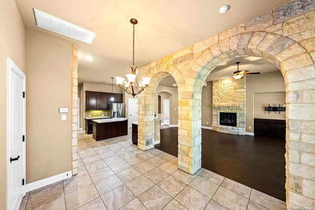 260 Mystic Shores Blvd, Spring Branch, TX 78070