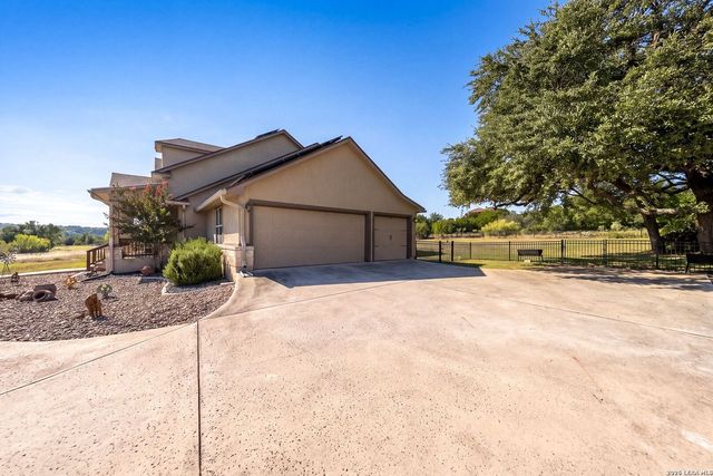 260 Mystic Shores Blvd, Spring Branch, TX 78070