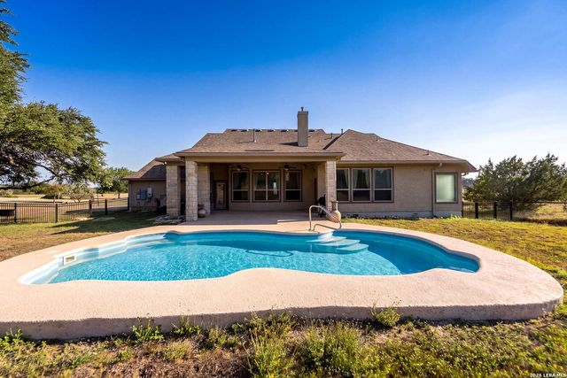 260 Mystic Shores Blvd, Spring Branch, TX 78070