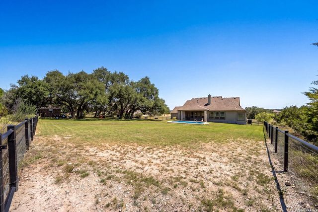 260 Mystic Shores Blvd, Spring Branch, TX 78070