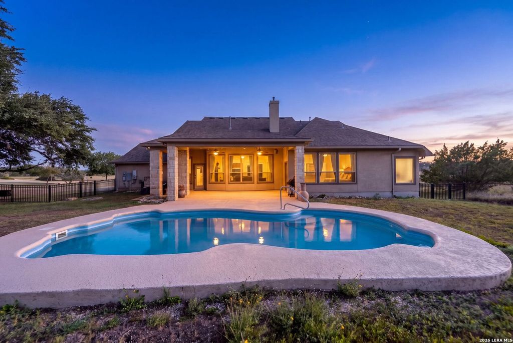 260 Mystic Shores Blvd, Spring Branch, TX 78070