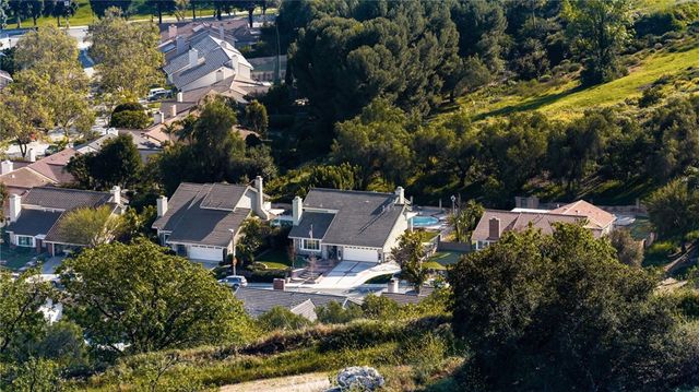 5 Los Felis, Pomona, CA 91766