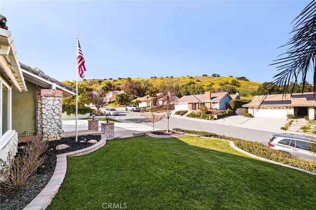 5 Los Felis, Pomona, CA 91766